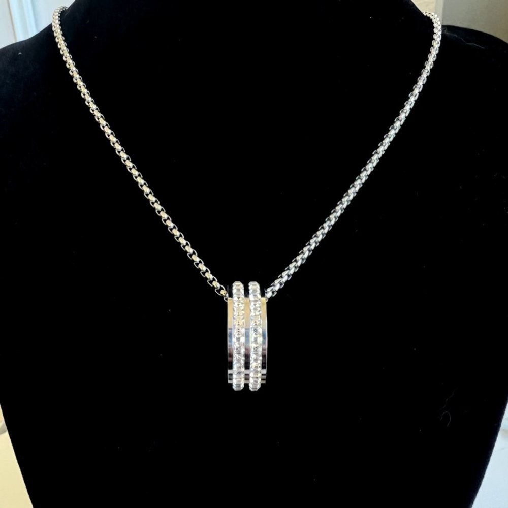 Ring Pendant Necklace